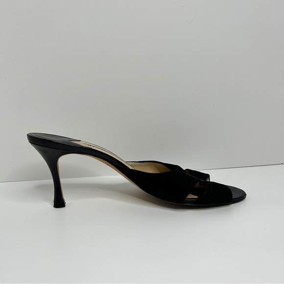Manolo Blahnik Black Suede kitten heels Sz 40.5 - Picture 4 of 9
